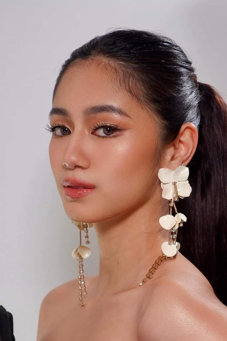 Kaori Oinuma